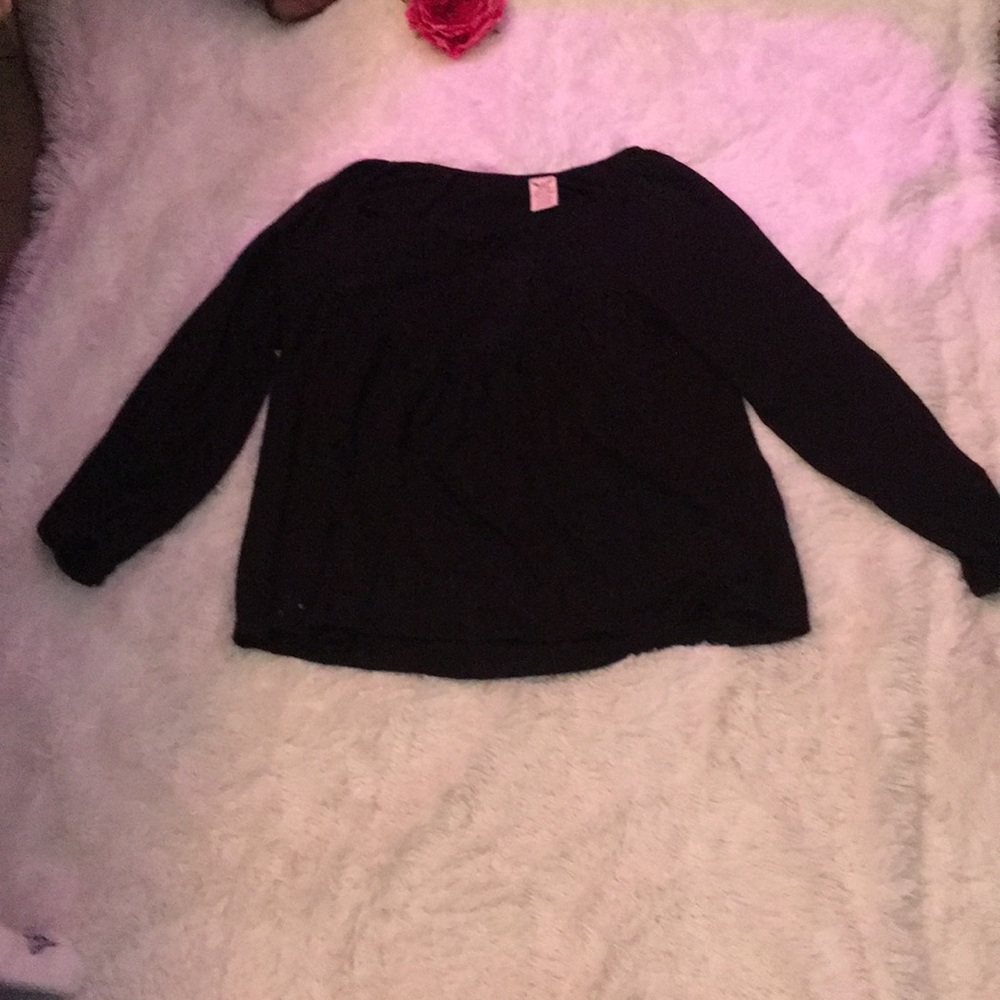 Black shirt